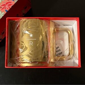 Starbucks Seattle Roastery Poinsettia Gold Mug